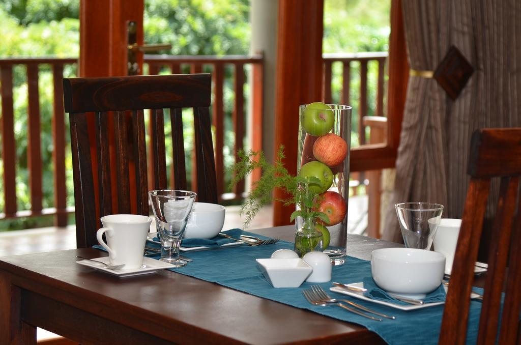 Riverwalk Bed And Breakfast Кларенс Екстер'єр фото
